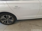  Peugeot  508 PEUGEOT  / 2018 / 5P / STATION WAGON HYBRID 225 ALLURE SW E-EAT8 #33