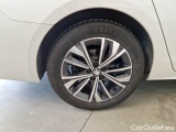  Peugeot  508 PEUGEOT  / 2018 / 5P / STATION WAGON HYBRID 225 ALLURE SW E-EAT8 #50