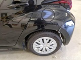  Toyota  Yaris TOYOTA  / 2020 / 5P / BERLINA HYBRID ACTIVE MY22 #68