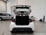  Toyota  Yaris TOYOTA  / 2020 / 5P / BERLINA HYBRID BUSINESS MY22 #5