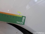  Toyota  Yaris TOYOTA  / 2020 / 5P / BERLINA HYBRID BUSINESS MY22 #36