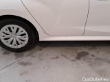  Toyota  Yaris TOYOTA  / 2020 / 5P / BERLINA HYBRID BUSINESS MY22 #64
