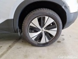  Volvo  XC 40 VOLVO XC40 / 2017 / 5P / SUV T4 PLUG-IN HYBRID AUTO RECH INSCRIP EXPR #100