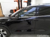  Volvo  XC 40 VOLVO XC40 / 2017 / 5P / SUV T4 PLUG-IN HYBRID AUTO RECH INSCRIP EXPR #39