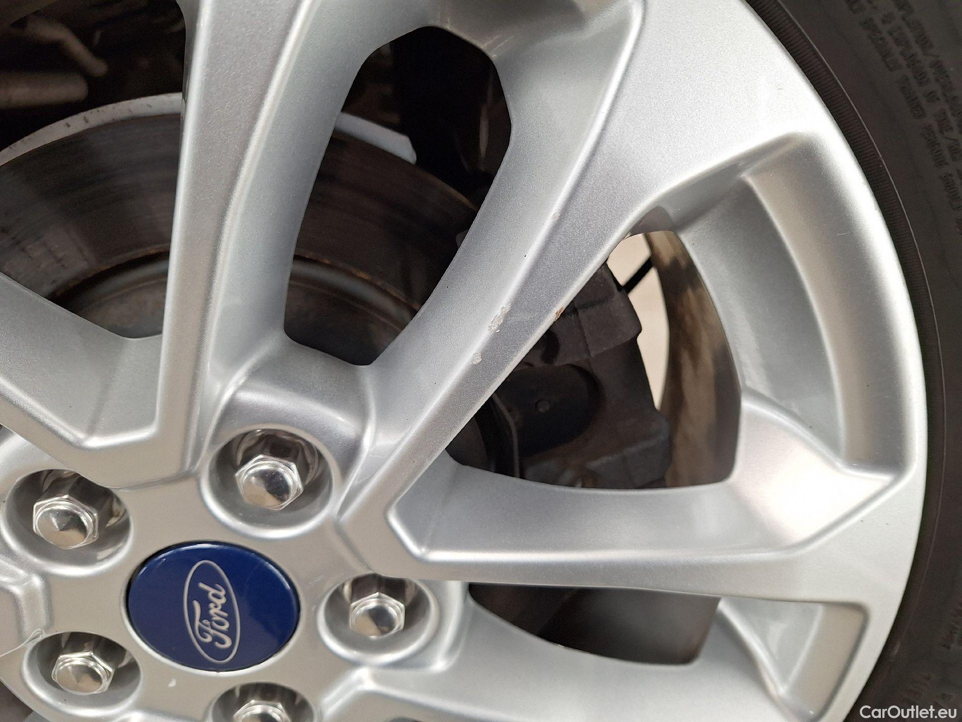  Ford  Kuga Ford,  '19, Ford  1.5i EcoBoost 88kW Titanium 5d #31