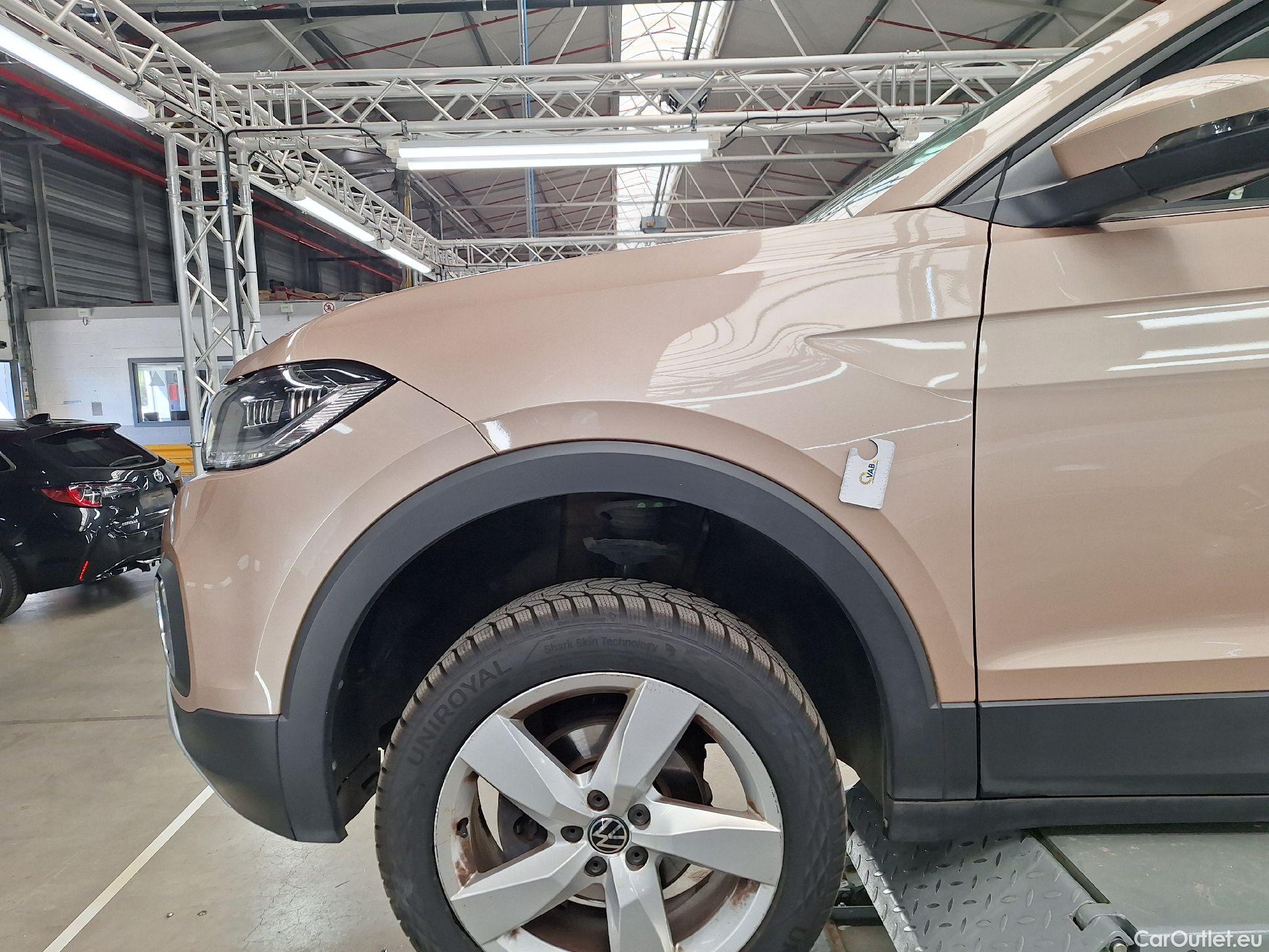  Volkswagen  T-CROSS VW,  '18, Volkswagen  1.0 TSI 81kW Style 5d #3