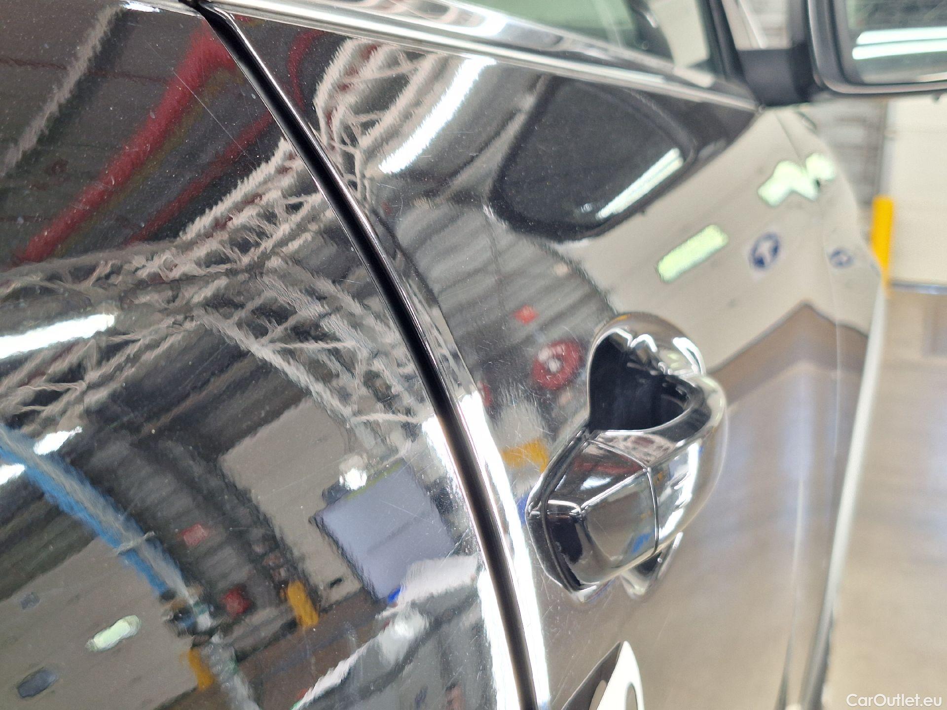  Peugeot  5008 Peugeot,  '16, Peugeot  1.5 BlueHDi 96kW S&S EAT8 GT Line 5d 7pl #27