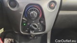 Toyota  Aygo 1,0-l-VVT-i x-play #14