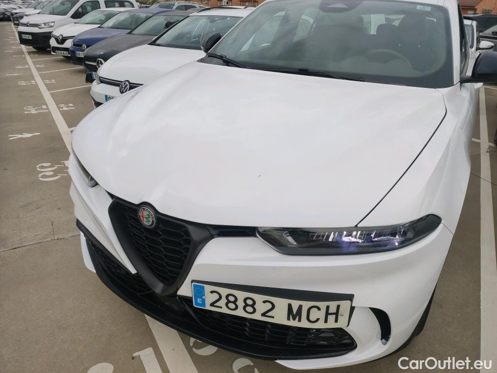  Alfa Romeo  TONALE Alfa Romeo  / 2022 / 5P / todoterreno 1.5 MHEV GASOLINA 130 CV SPRINT FWD #11