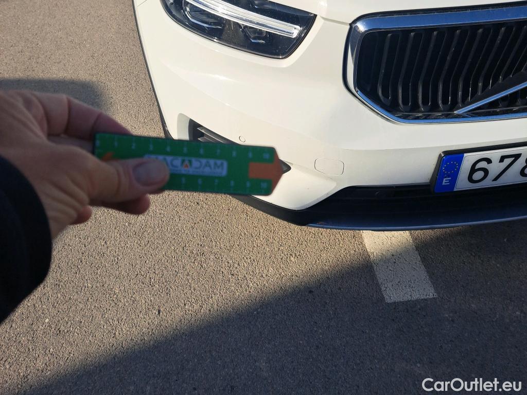  Volvo  XC 40 VOLVO XC40 / 2017 / 5P / todoterreno 1.5 T2 Momentum Pro Auto #23