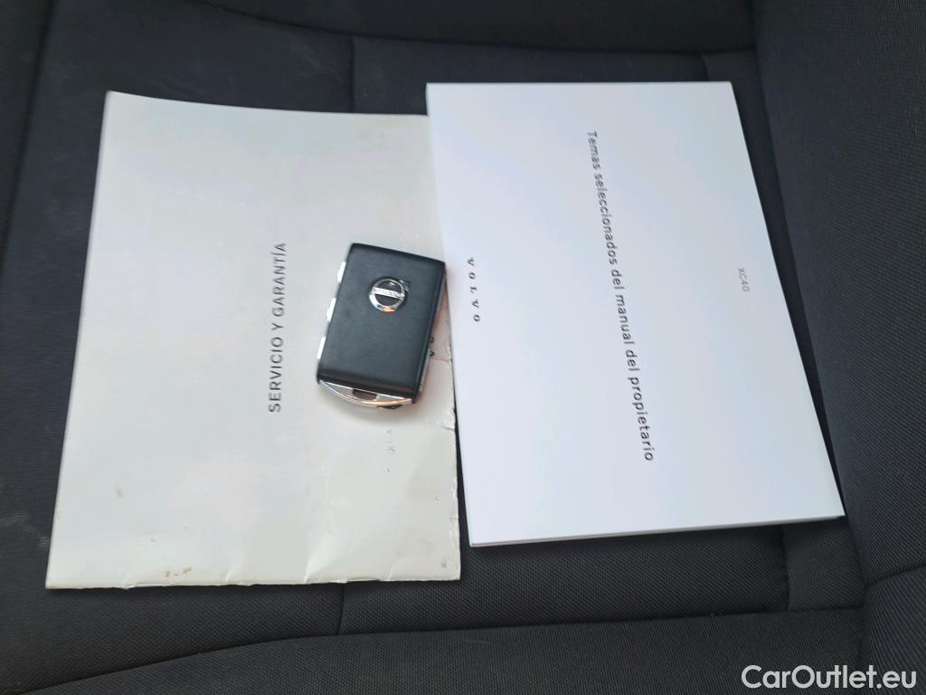  Volvo  XC 40 VOLVO XC40 / 2017 / 5P / todoterreno 1.5 T2 Momentum Pro Auto #1