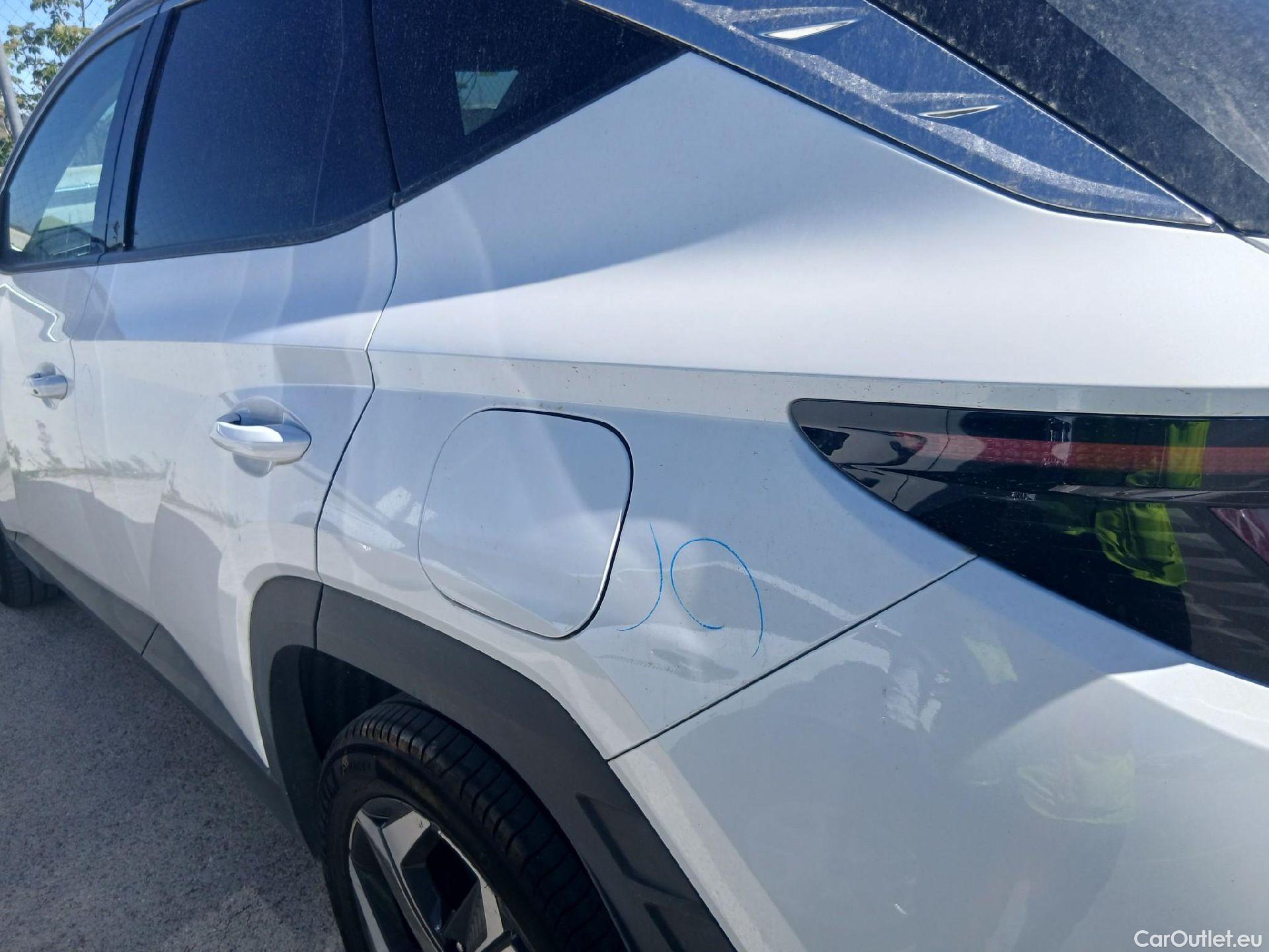  Hyundai  Tucson HYUNDAI  / 2020 / 5P / todoterreno 1.6 TGDI 169kW HEV Tecno Auto 2C #15