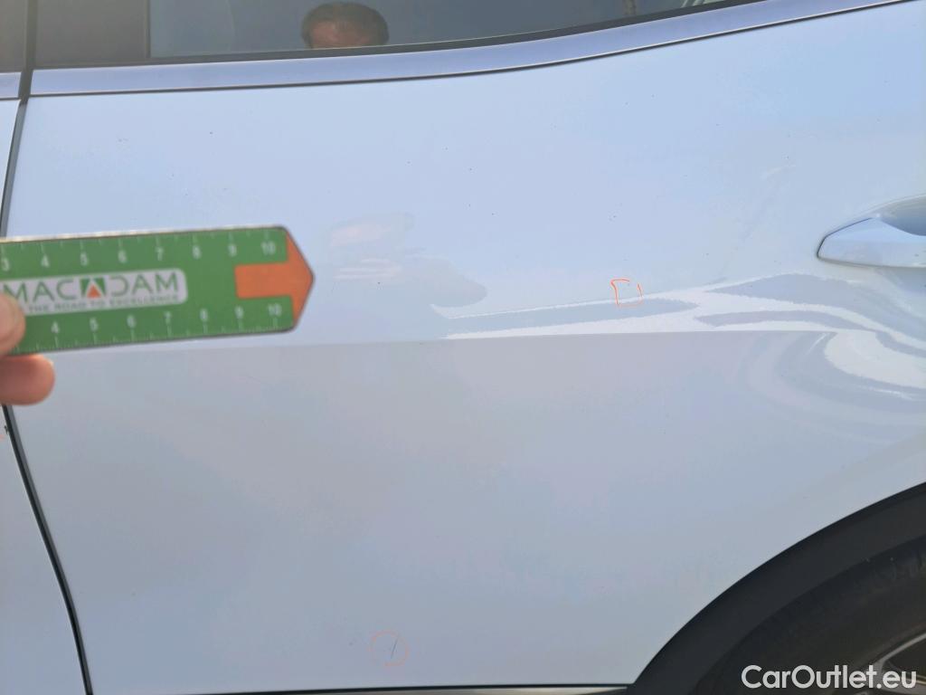  KIA  Sportage KIA  / 2022 / 5P / todoterreno 1.6 CRDi MHEV 100kW (136CV) Drive 4X2 #19