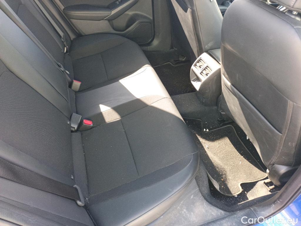  Honda  Civic HONDA  / 2022 / 5P / berlina con portón 2.0 i-MMD Sport CVT #23