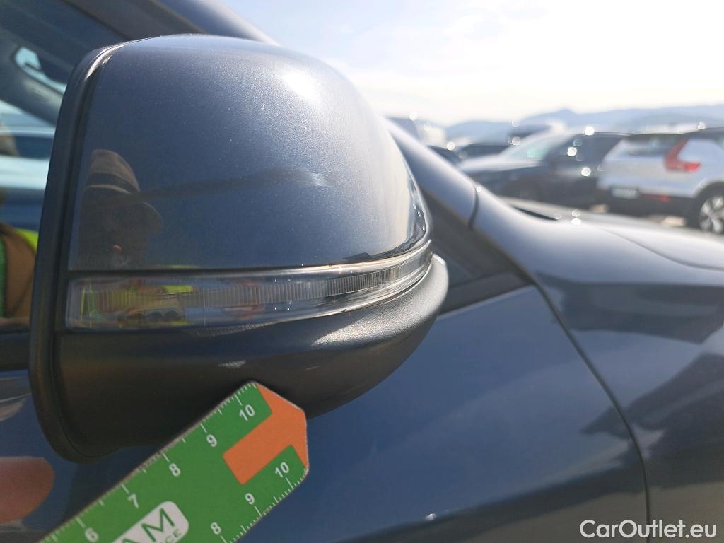  Bmw  X2 BMW  / 2017 / 5P / todoterreno sDrive18d (AC) #37