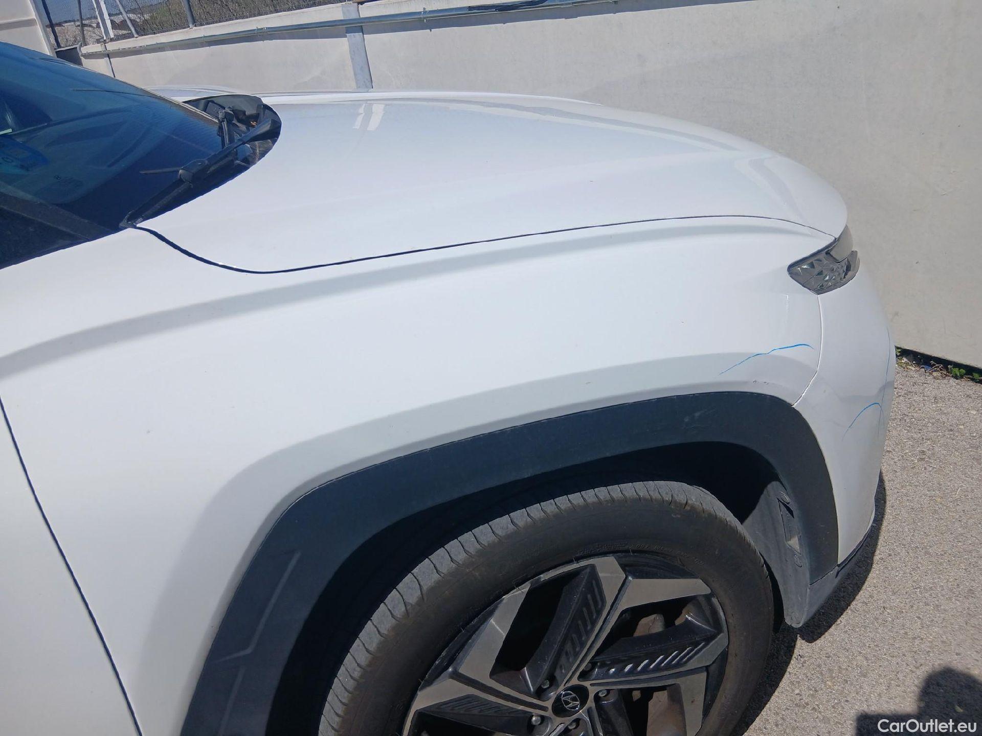  Hyundai  Tucson HYUNDAI  / 2020 / 5P / todoterreno 1.6 TGDI 169kW HEV Tecno Auto 2C #24