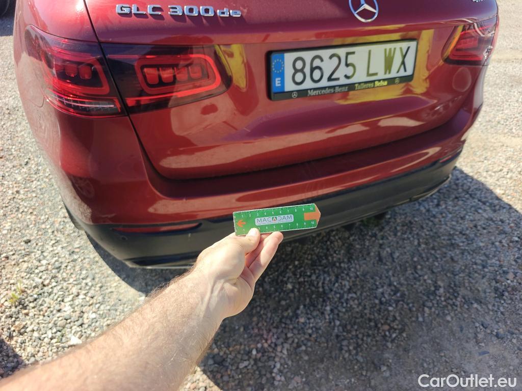  Mercedes  G-Klasee Clase GLC GLC 300 de 4Matic 2.0 AMG Line 305CV AT9 E6d #Opcionales 8950 €# #39