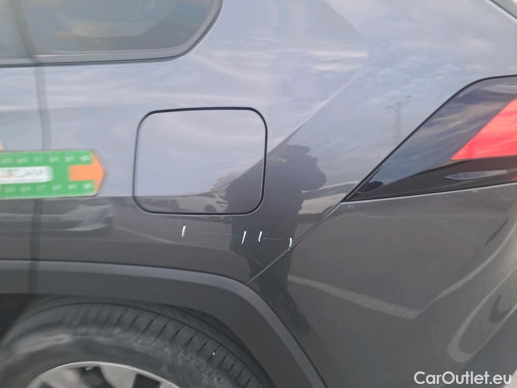  Toyota  RAV4 TOYOTA  / 2018 / 5P / todoterreno 2.5l 220H Luxury #30