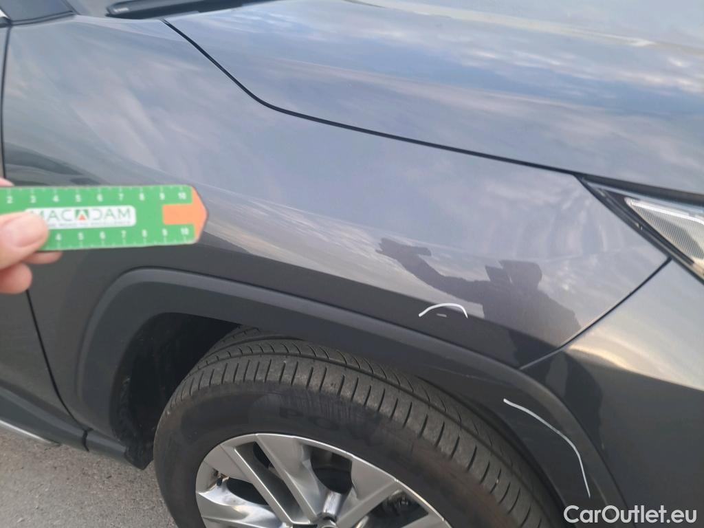  Toyota  RAV4 TOYOTA  / 2018 / 5P / todoterreno 2.5l 220H Luxury #32
