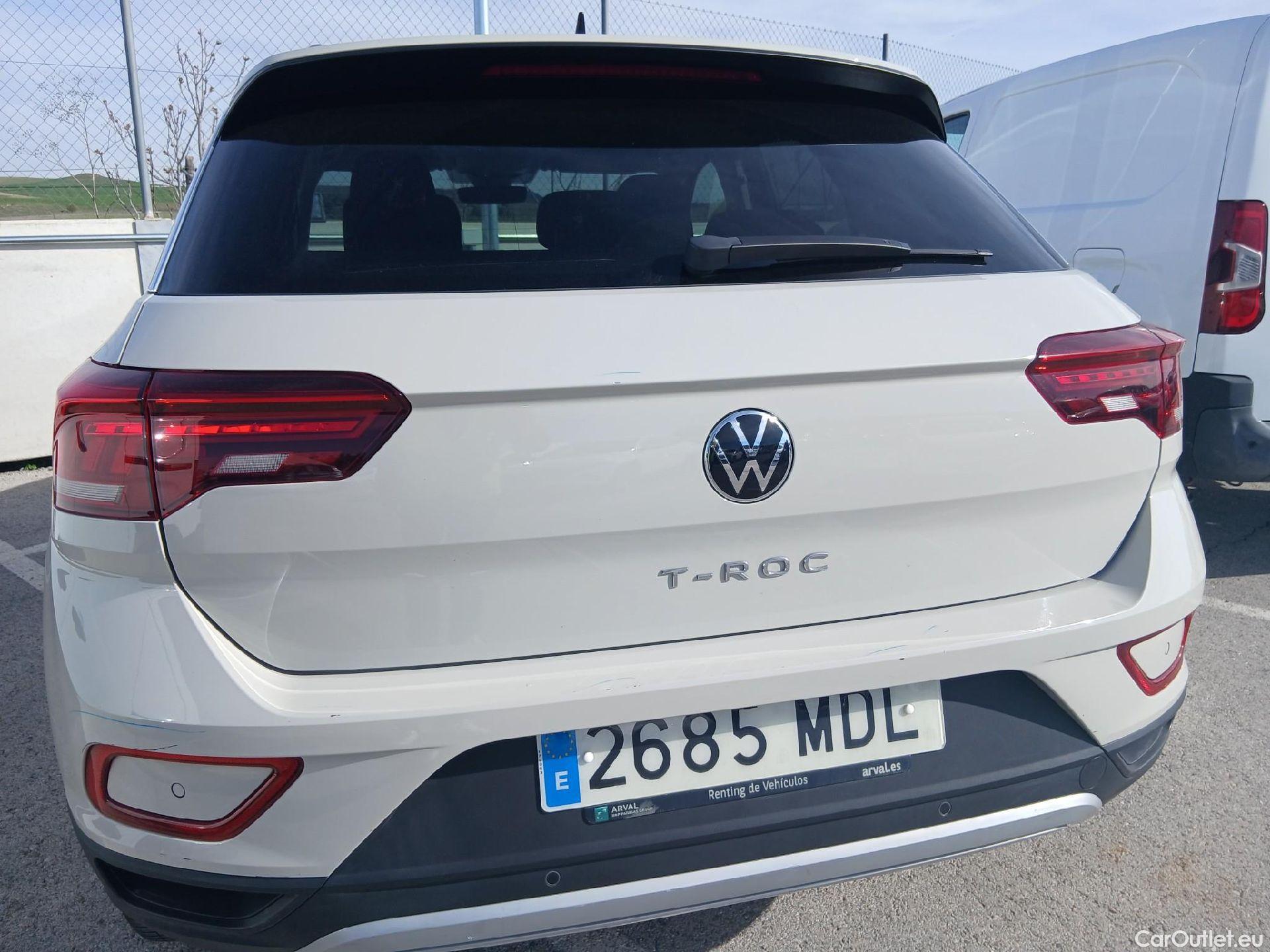  Volkswagen  T-ROC VOLKSWAGEN  / 2021 / 5P / todoterreno Life 1.5 TSI 110kW (150CV) DSG #26