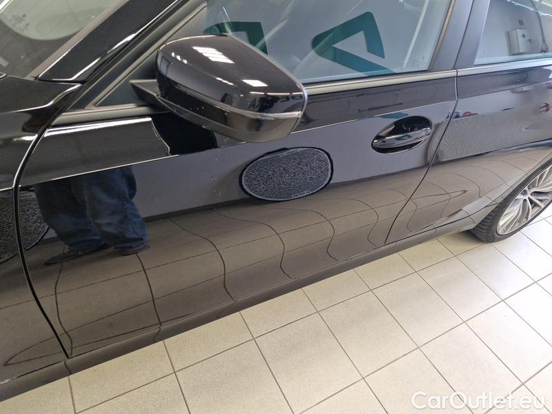  Bmw  Serie 3  Touring (G21N) (2022) 320d Touring xDrive AT #21