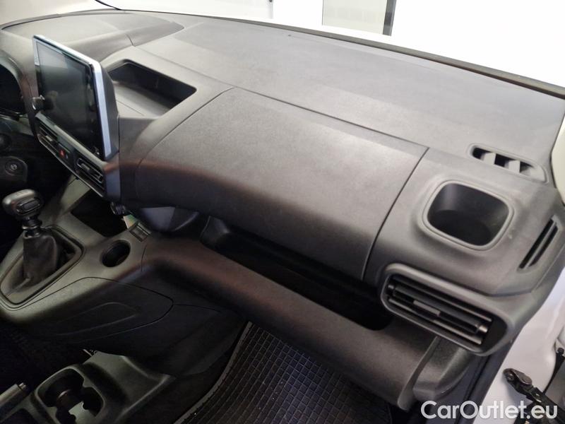  Citroen  Berlingo   (07.2018->)  1.5BHDi 100 Live P. #3