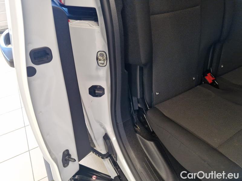  Citroen  Berlingo   (07.2018->)  1.5BHDi 100 Live P. #7