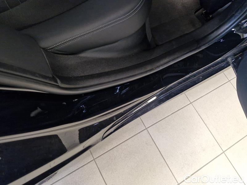  Bmw  Serie 3  Touring (G21N) (2022) 320d Touring xDrive AT #9