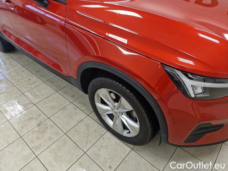  Volvo  XC 40  (2017->) XC40 B3 CORE AT 5d #4