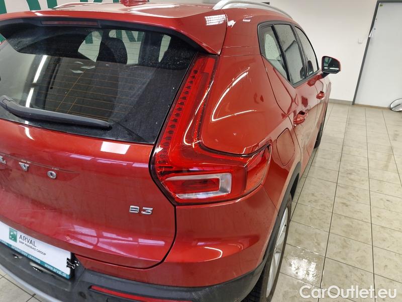  Volvo  XC 40  (2017->) XC40 B3 CORE AT 5d #11