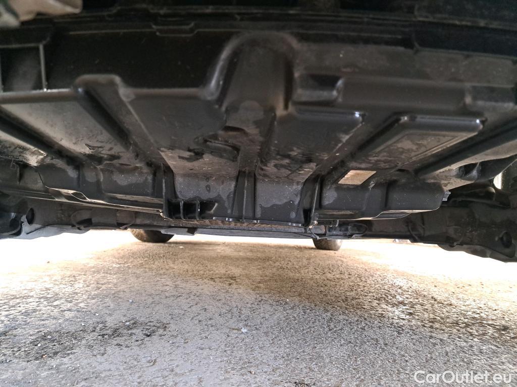  Peugeot  208  Affaire Premium 1.6 HDi 100CV BVM5 E6 #24