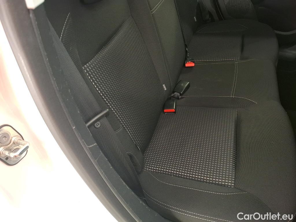  Peugeot  208  Allure Business 1.2 PureTech 110CV BVM6 E6dT #3