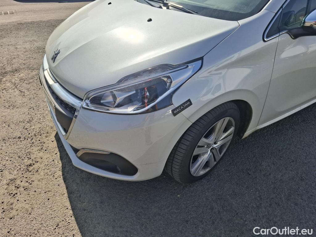  Peugeot  208  Allure Business 1.2 PureTech 110CV BVM5 E6 #32