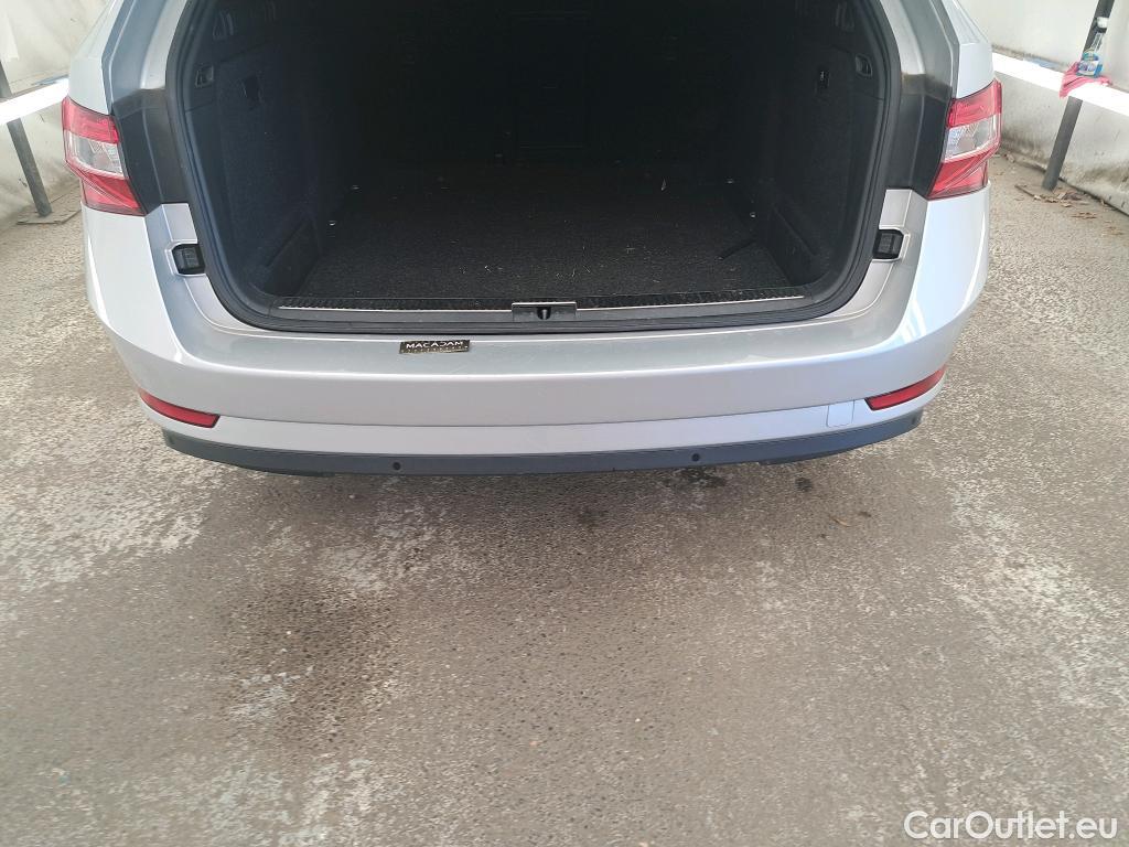  Skoda  Superb  Break Business 2.0 TDI 150CV BVA7 E6d #21