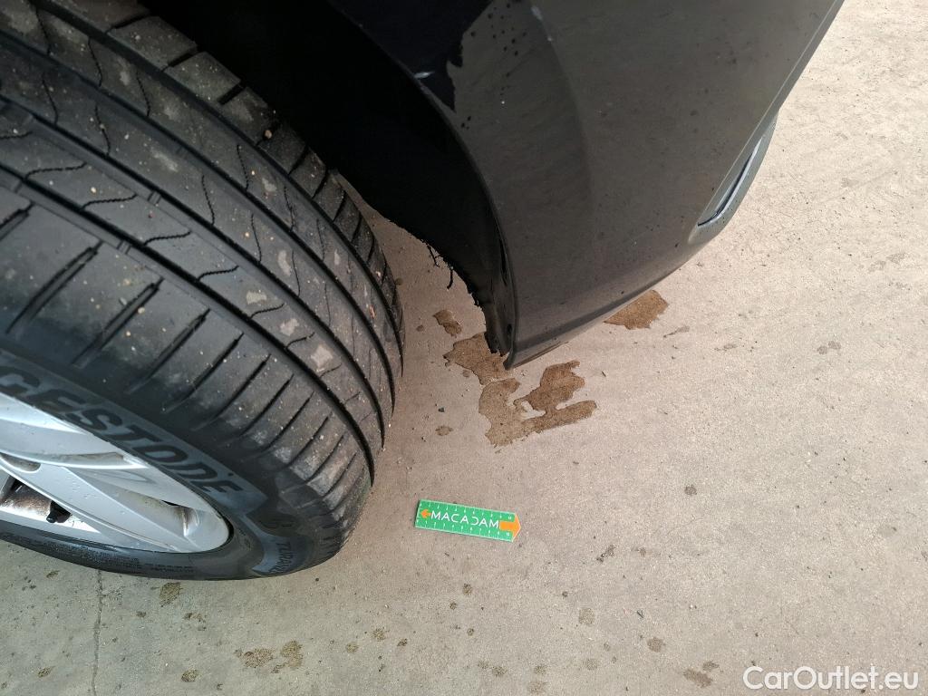  Volkswagen  Golf  VOLKSWAGEN SW / 2020 / 5P / Break 1.5 eTSI OPF 130 DSG7 Life Business #63