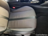  Peugeot  2008 PEUGEOT  / 2019 / 5P / CROSSOVER BLUEHDI 130 EAT8 ALLURE S/S AUT. #14