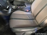  Peugeot  2008 PEUGEOT  / 2019 / 5P / CROSSOVER BLUEHDI 130 EAT8 ALLURE S/S AUT. #130
