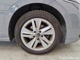  Volkswagen  Golf  VOLKSWAGEN / 2019 / 5P / BERLINA 2.0 TDI SCR 85KW LIFE DSG #89