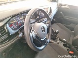  Volkswagen  Polo VOLKSWAGEN  / 2017 / 5P / BERLINA 1.0 TSI BUSINESS COMFORTLINE #77