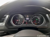  Volkswagen  Tiguan VOLKSWAGEN  / 2020 / 5P / SUV 2.0 TDI SCR 110KW LIFE DSG #4