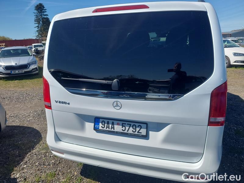  Mercedes  V-Klasse  (W447)  (2014) V 220 d L Avantgarde AT #12
