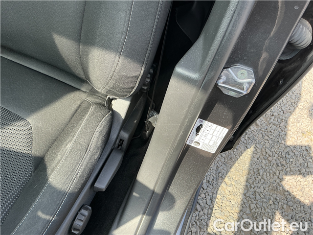  Ford  Mondeo  Kom.2.0EB 110 Titanium #10