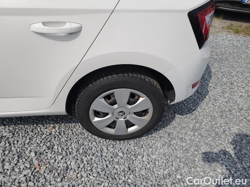  Skoda  Fabia  3 (2015)  1.0MPI 44 Active #2
