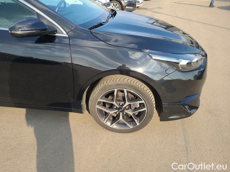 KIA  Cee'd  Sporty Wagon (2012) Ceed SW 1.5 T-GDI 118 Top AT #15