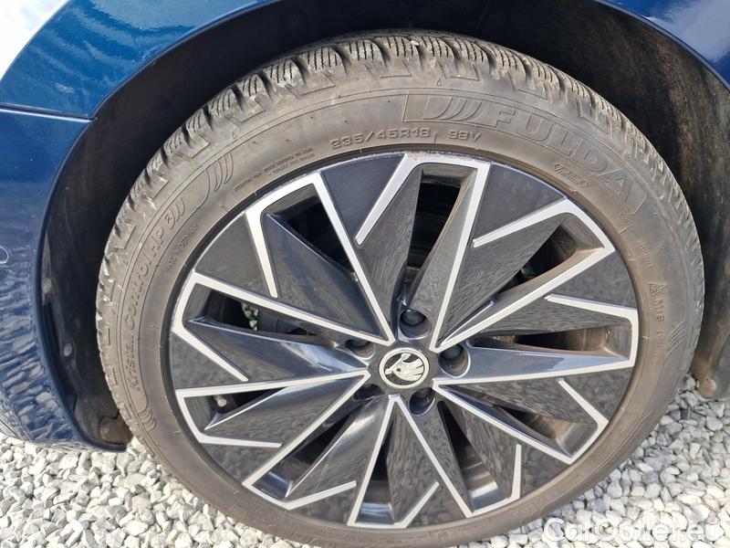  Skoda  Superb  Combi (3V5)(2015) Supe.2.0TDI 147 L&K Combi Aut #13