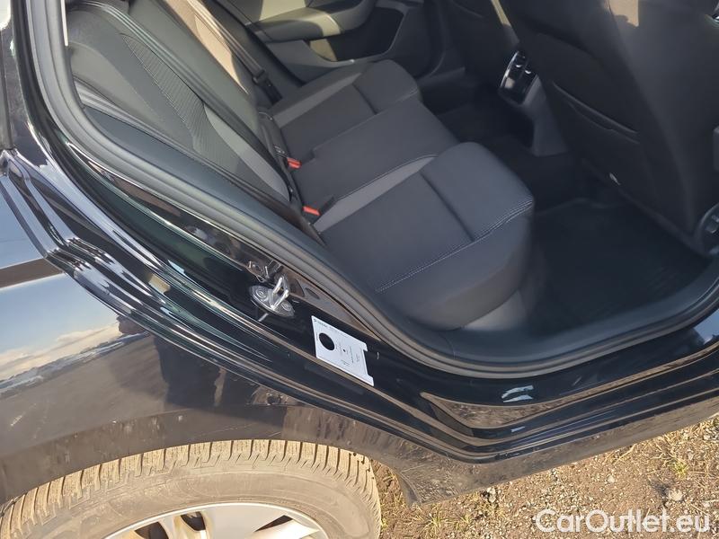  Skoda  Octavia  Lim. (NX3)(2020) Oct.Com. 2.0TDI 85 Ambition AT #15