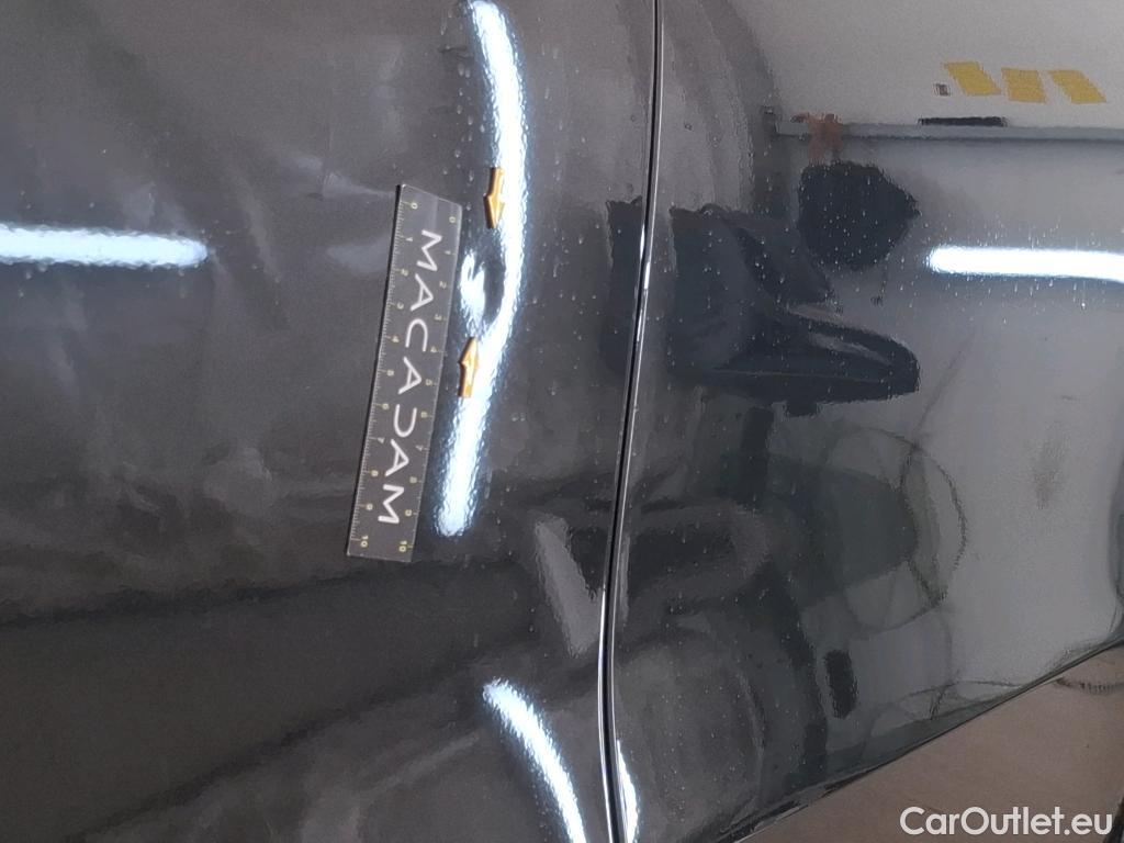  Mercedes  G-Klasee MERCEDES-BENZ GLC Coupe / 2019 / 5P / Coupé 2.0 GLC 300 DE AMG LINE 4MATIC #8