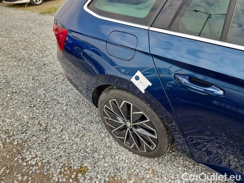  Skoda  Superb  Combi (3V5)(2015) Supe.2.0TDI 147 L&K Combi Aut #25