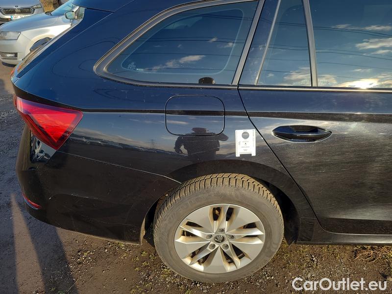  Skoda  Octavia  Lim. (NX3)(2020) Oct.Com. 2.0TDI 85 Ambition AT #17