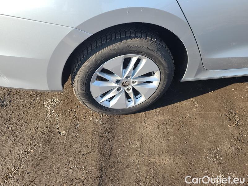  Skoda  Octavia  Lim. (NX3)(2020)  2.0TDI 85 Ambition 5d #8